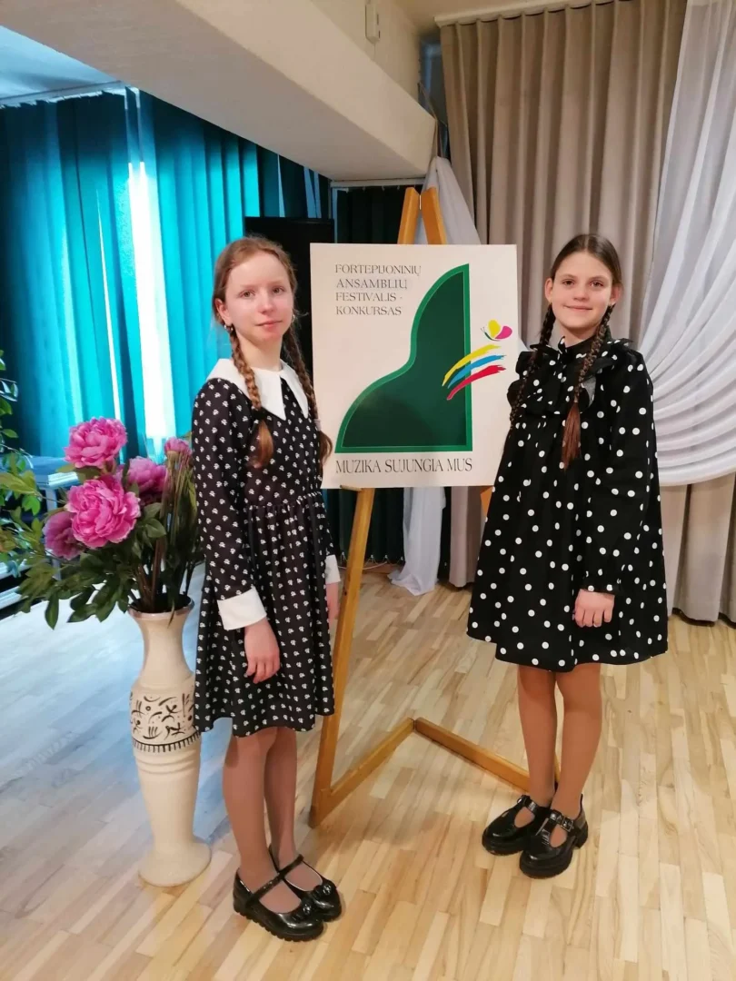 Muzika sujungia mus (1)