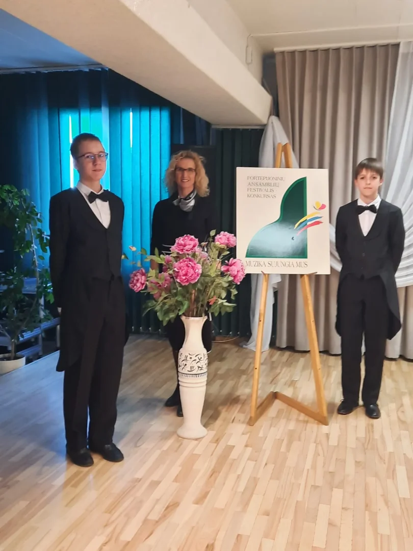 Muzika sujungia mus (12)