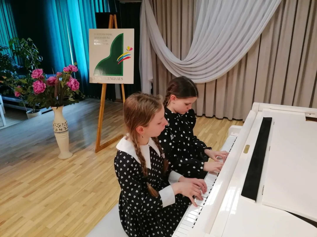 Muzika sujungia mus (4)