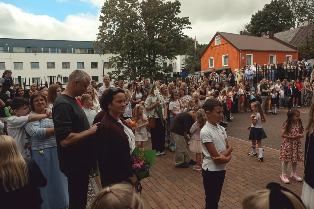 Fb img 1758106477832