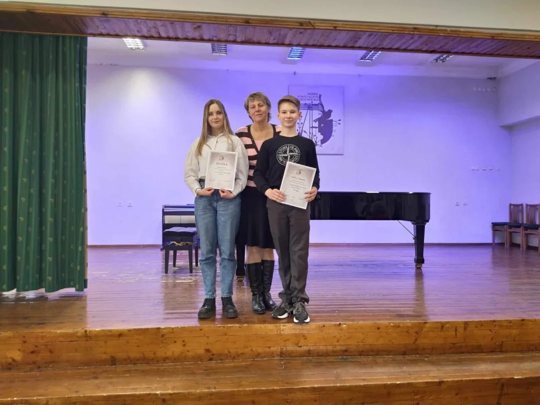 Teorijos ir dainavimo metodinio auklėtinių pasiekimai